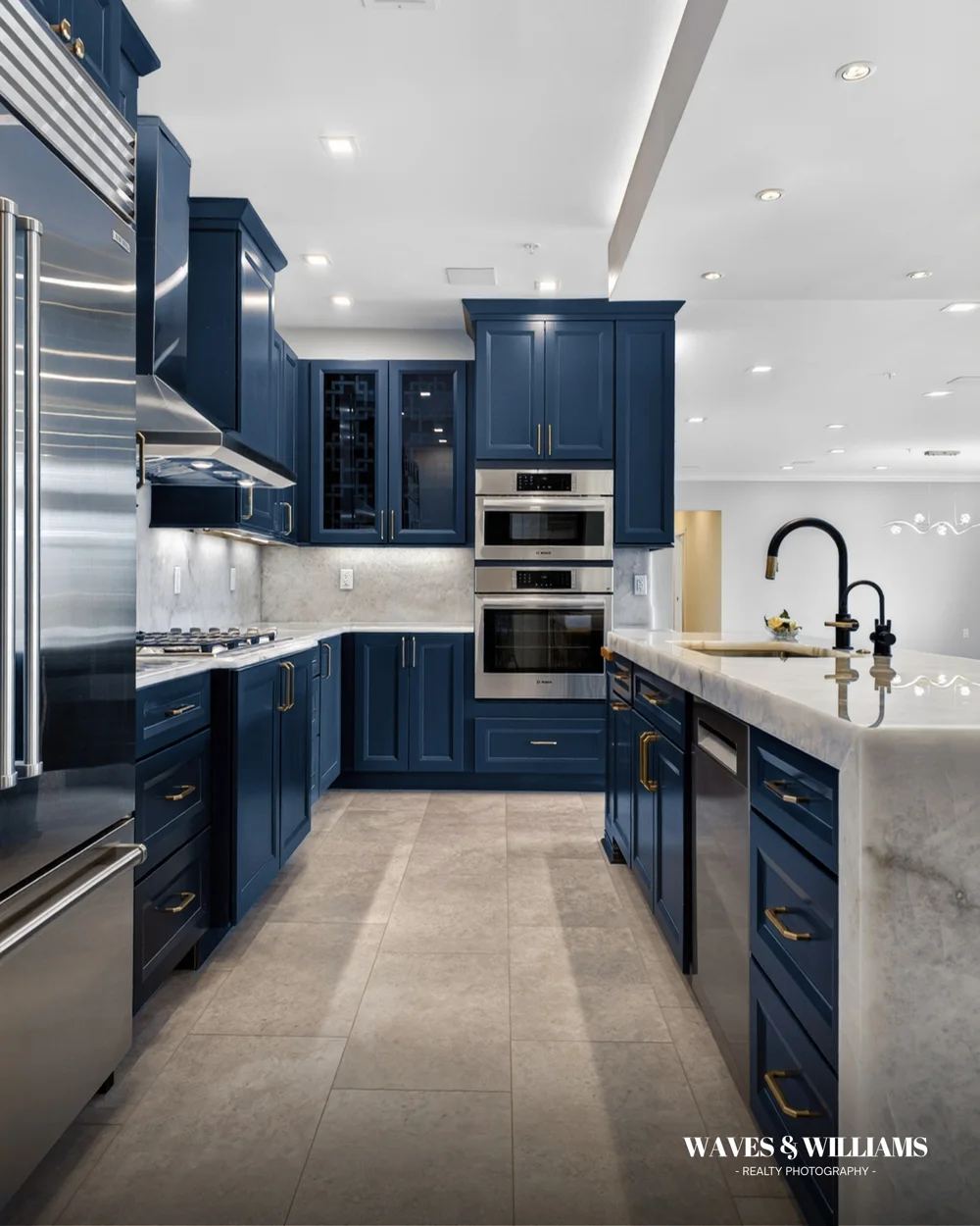 Realty photography meets high-end interior design 💎

📸 Waves & Williams Realty Photography
(757) 630-2619

📍 Norfolk, VA
Location: Downtown Norfolk
Type: Condo / Interior Design Showcase for @moniquelibbyinteriors 

🌊

High-quality real estate media with next-day delivery all across Hampton Roads.

Contact Us:
📞 (757) 630-2619 | 📧 trey@wavesandwilliams.com | 🖥 https://wavesandwilliams.com

🌊
Real Estate Photographer Hampton Roads
#NorfolkRealEstatePhotographer #realestatephotographer #RealEstatePhotography #HamptonRoadsRealEstatePhotographer #HamptonRoadsPhotographer #WavesAndWilliams
